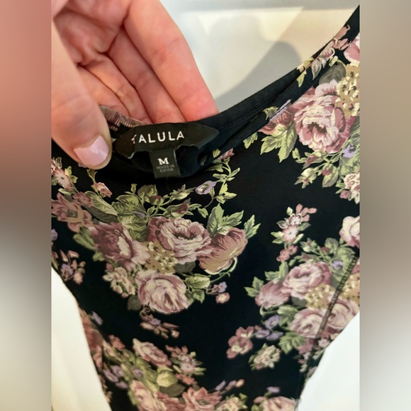 Talula floral print body con dress - Picture 2 of 3